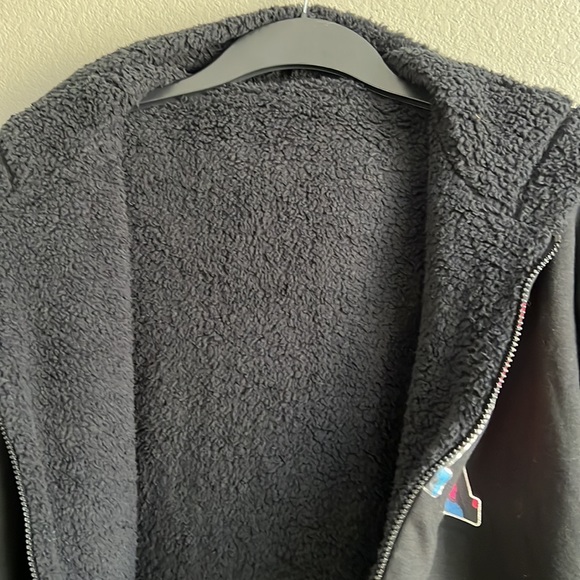 Victoria’s Pink tie dye reversible double sized fullzip Sherpa hoodie jacket - Picture 4 of 4